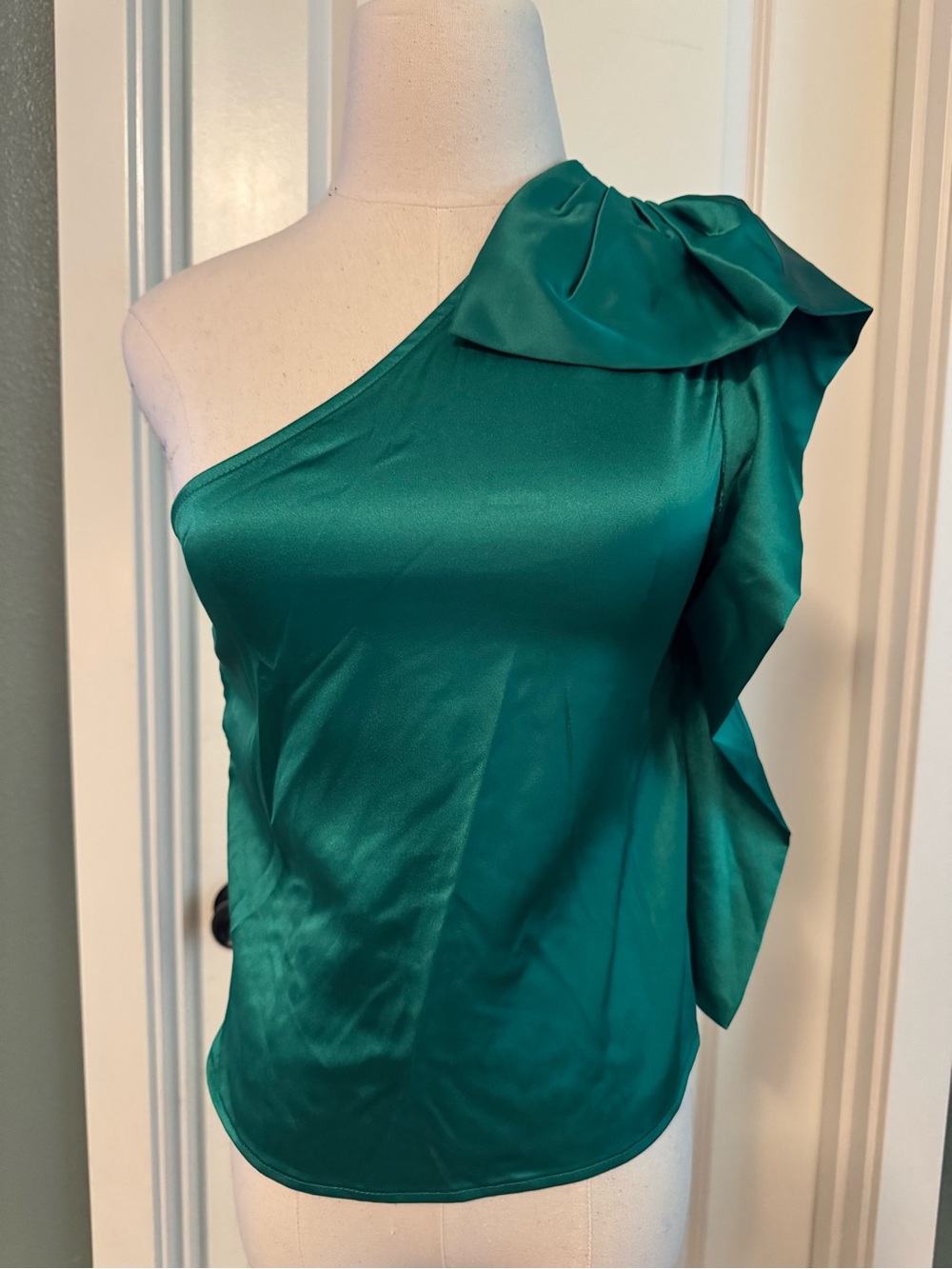 Vici Emerald Green One-Shoulder Satin Tank with Bow Accent